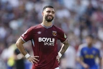 West Ham rat gan voi tam ve xuong hang hinh anh