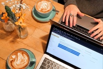 Chạy deadline ở quán cà phê tại TP.HCM
