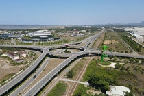 De xuat xay khu thuong mai tu do Da Nang gan voi san bay Chu Lai hinh anh