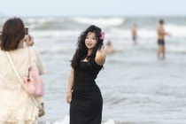 Bai Sau Vung Tau ngay dem dong khach hinh anh