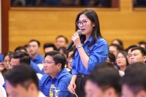 Thanh niên hỏi, Bộ trưởng trả lời