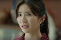 Nu chinh phim gio vang vap tranh cai hinh anh