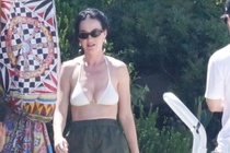 Katy Perry va tinh cu di choi sau chia tay hinh anh