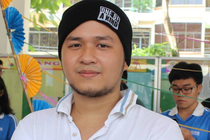 Chang trai cover nhac Han tren song truyen hinh hinh anh