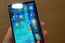Dien thoai vien mong Sharp Aquos co them ban mini hinh anh