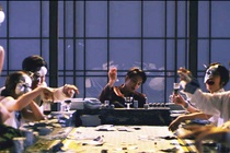 EXO tung MV ‘do den’ bi cam hinh anh