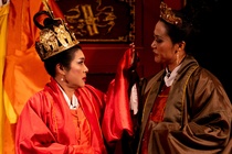 Vo 'Le Chi Vien' co Hong Anh, Thanh Thuy chay ve hinh anh