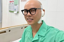Phan Dinh Tung phai phau thuat va mang nhi hinh anh