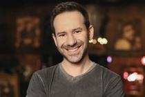 Ty phu so huu OnlyFans qua doi o tuoi 43 hinh anh