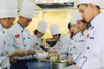 Trung cap Viet Giao trien khai chuong trinh uu dai lon hinh anh