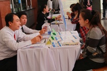Hon 6.500 viec lam hap dan cho sinh vien hinh anh