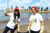 Sinh viên Việt tham gia chiến dịch 'Paint the Town Green' 