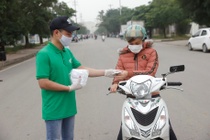 Sau Vinh Phuc, Honda Winner tiep tuc hanh trinh chong Covid-19 tai HN hinh anh
