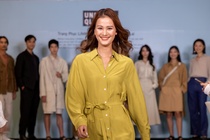 BST Uniqlo U thu 10 mang sac mau am ap cua NTK Christophe Lemaire hinh anh