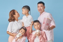 Sam do mac Tet cho ca gia dinh tai Uniqlo hinh anh