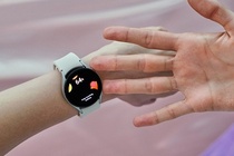 Theo dõi sức khỏe chuyên sâu với Galaxy Watch4