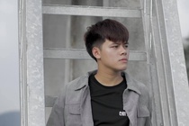 Chu nhan hit 'Em la con thuyen co don' ra mat ca khuc moi hinh anh