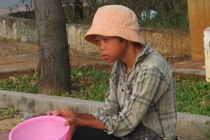 Lan theo nhung duong day chan dat an xin o Vung Tau hinh anh