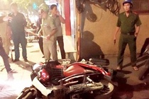 No 4 phat sung khong che 'ma men' hon chien o Sai Gon hinh anh