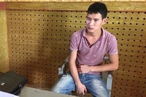 Bi do oto ngang duong, rut sung ban guc doi phuong hinh anh