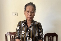 Mẹ phá két mang hơn 2 tỷ đồng tiền giả đi giấu sau khi con bị bắt
