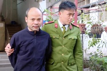 Khoi to tai xe bo tron sau tai nan chet nguoi ngay mung 1 Tet hinh anh