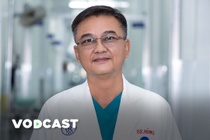 Bac si ke chuyen mang thuoc hiem tu TP.HCM den Quang Nam cuu nguoi hinh anh