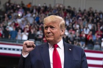 Virus Vu Han de doa thanh tich kinh te cua Tong thong My Donald Trump hinh anh
