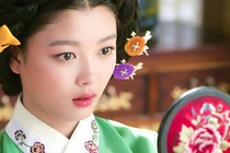 Kim Yoo Jung ngày càng xinh đẹp.