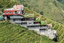 Chu tich Meo Vac 'khong ngo' chu nha nghi Panorama xay toi 7 tang hinh anh