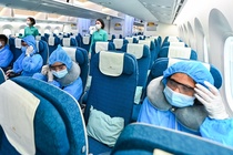 Ban ve chuyen bay tu Seoul ve Viet Nam hinh anh