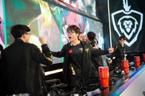 600.000 nguoi theo doi Saigon Phantom loi nguoc dong truoc V Gaming hinh anh