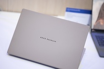 Dai dien laptop Windows tiep theo de doi dau MacBook Air hinh anh
