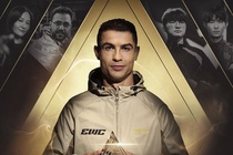 Ronaldo lam dai su World Cup, nhung khong phai choi bong da hinh anh