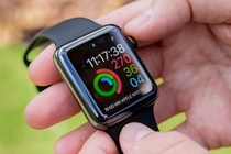 Mau Apple Watch ban khong nen mua luc nay hinh anh