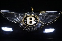 Bentley va Rolls-Royce dat doanh so cao ky luc hinh anh