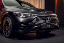 Xe dien cua Mercedes gay boi roi hinh anh