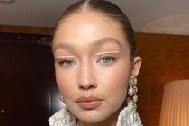 Gigi Hadid va nhieu tho trang diem lang xe mot ke mat nguech ngoac hinh anh