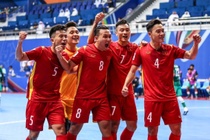 Thắng Saudi Arabia 3-1, tuyển futsal Việt Nam chiếm ngôi đầu bảng