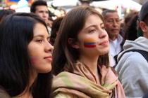Phụ nữ ra đường ngày chẵn, đàn ông ngày lẻ - cách Colombia chống dịch
