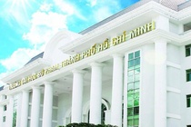 Sinh viên ĐH Sư phạm TP.HCM tố giảng viên đi du lịch, không dạy học