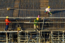 VinCons phả hơi nóng vào các tổng thầu xây dựng?