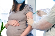 Bo Y te: Khan truong tiem vaccine Covid-19 cho phu nu mang thai hinh anh