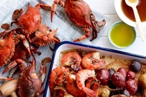 Tiec buffet tom, cua khong gioi han gia 15 USD o Philippines hinh anh