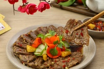 Sáng tạo món quen để hương vị ngày Tết thêm hấp dẫn