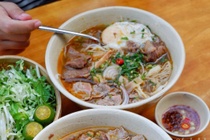 3 quan bun bo ngon co tieng o TP.HCM hinh anh