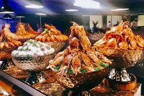 4 nha hang buffet cho gia dinh o TP.HCM hinh anh