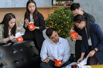 Dong nghiep co the giup ban an uong lanh manh hon hinh anh