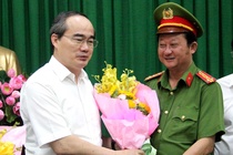 Thuong nong ban chuyen an pha 'tap doan' san xuat ma tuy lon nhat nuoc hinh anh