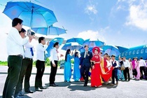 Cap doi ruoc dau bang may bay: 'Chung toi khong khoe me' hinh anh